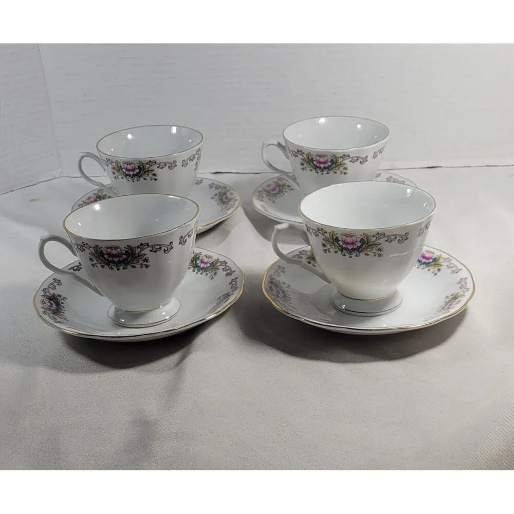 Vintage Yong Sheng Lotus Flower Tea Cups & Saucers Set of 4 Gold Trim 1970s